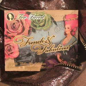 👩‍❤️‍💋‍👩Too Faced Eye Shadow Palate💕